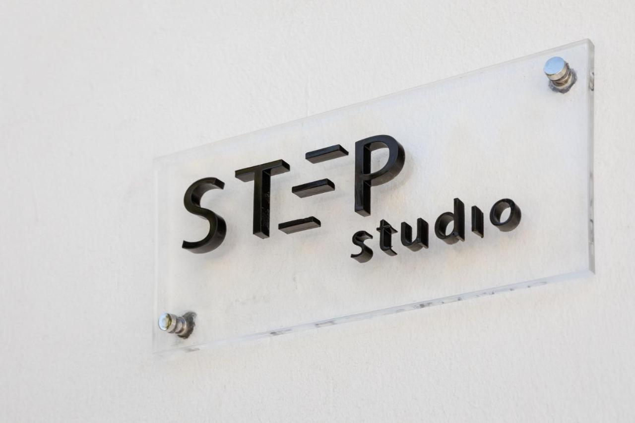 Step Studio Aparthotel *